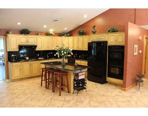 46 Progressive St, Worcester, MA 01604 photo 3