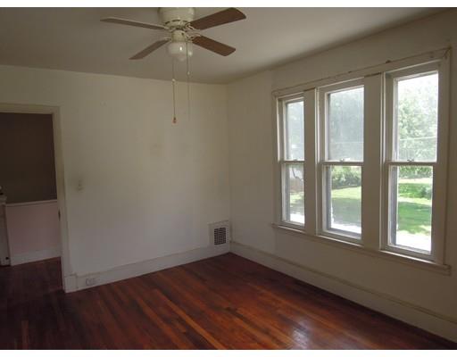 45 Wilton St, Springfield, MA 01109 photo 11
