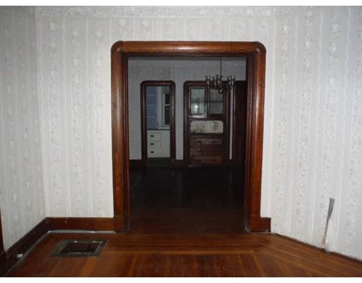 63 Colonial Ave, Springfield, MA 01109 photo 10