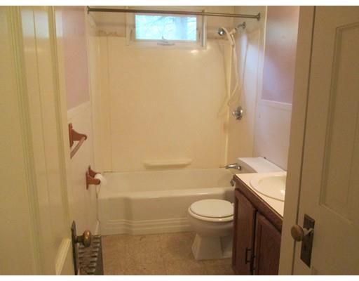 70 Old Phinneys Ln, Barnstable, MA 02630 photo 11