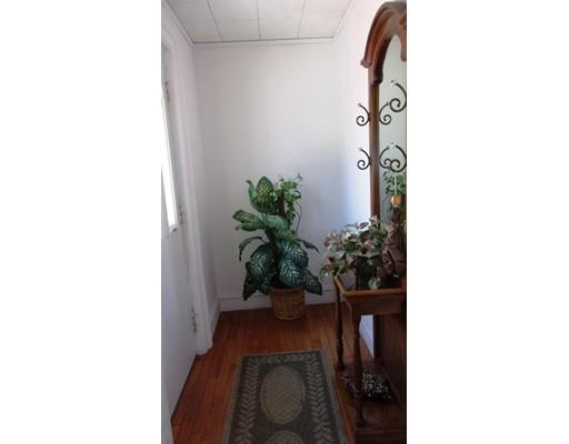 82 Foster St, Fall River, MA 02721 photo 2