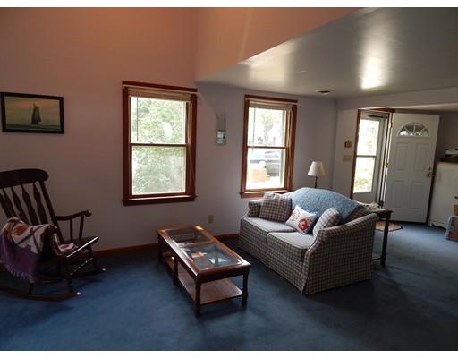8 Freeman, Bourne, MA 02532 photo 4