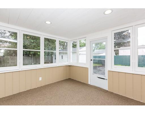 33 Barton St, Springfield, MA 01104 photo 13