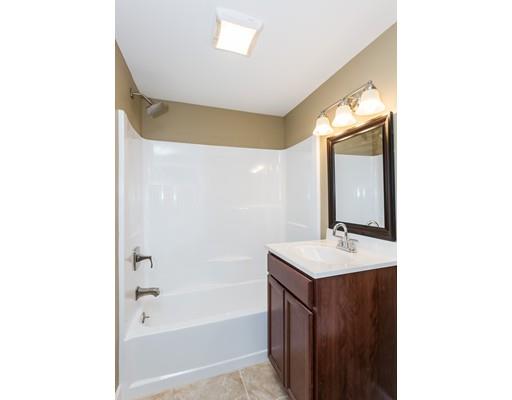33 Barton St, Springfield, MA 01104 photo 15
