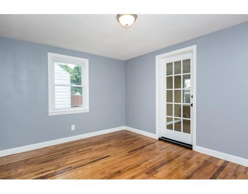 33 Barton St, Springfield, MA 01104 photo 11