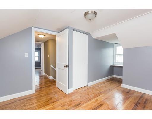 33 Barton St, Springfield, MA 01104 photo 17