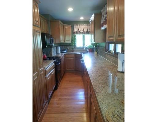 79 Locust Ave, Worcester, MA 01604 photo 6