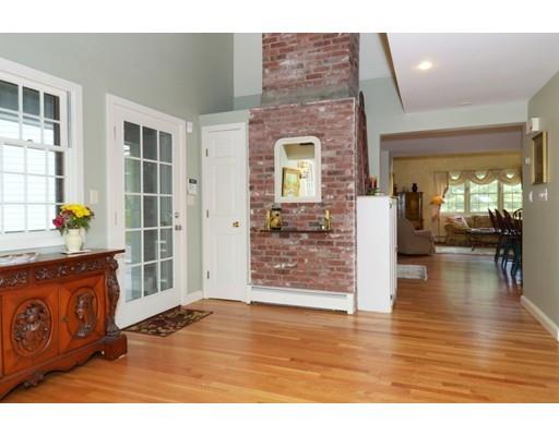 9 Pentucket Ln, Danvers, MA 01923 photo 11