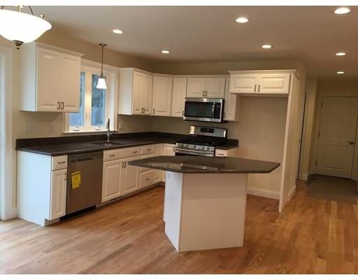 31 Rainbow Ln, Mashpee, MA 02649 photo 3