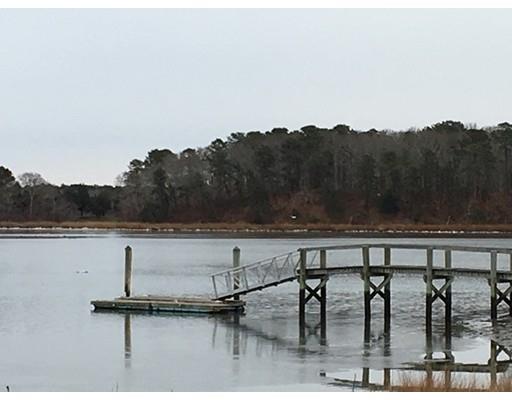 31 Rainbow Ln, Mashpee, MA 02649 photo 2