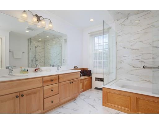 39 Chatham St, Brookline, MA 02446 photo 7
