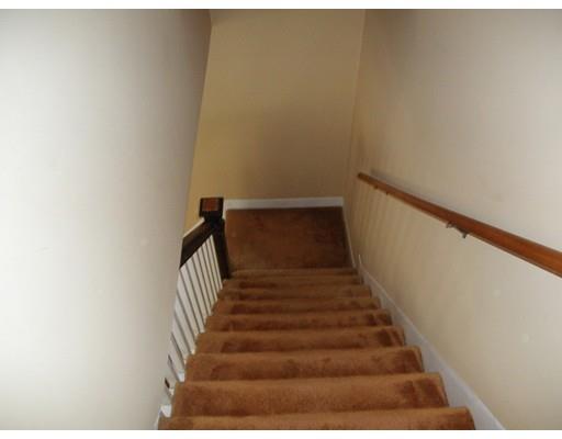 16 Jonathan St, Gardner, MA 01440 photo 9