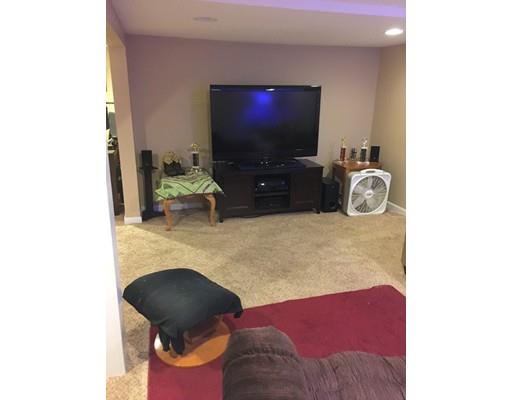 80 Temby St, Springfield, MA 01119 photo 24