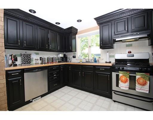35 Pace Rd, Saugus, MA 01906 photo 3