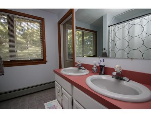 35 Pace Rd, Saugus, MA 01906 photo 17