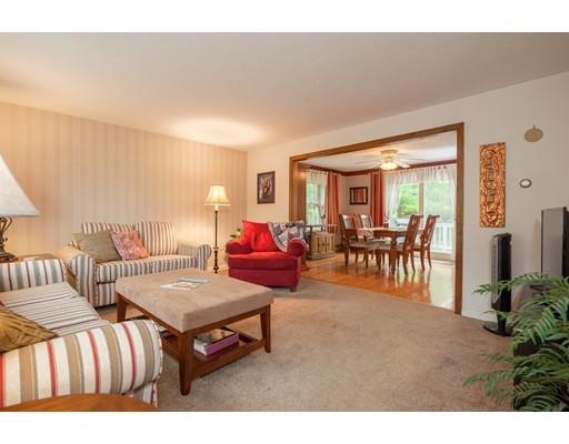 41 Hogan Dr, Mashpee, MA 02649 photo 4