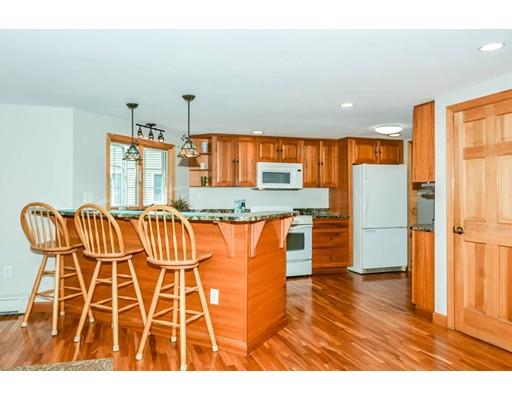 26 Harrison St, Reading, MA 01867 photo 7