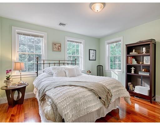7 Cedar St, Wellesley, MA 02481 photo 15