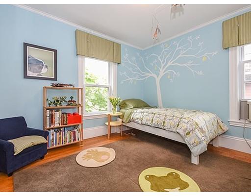 9 Crown St, Somerville, MA 02143 photo 23