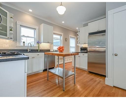 9 Crown St, Somerville, MA 02143 photo 16