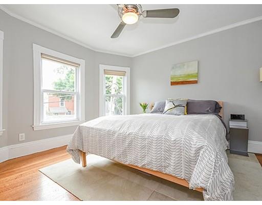 9 Crown St, Somerville, MA 02143 photo 19