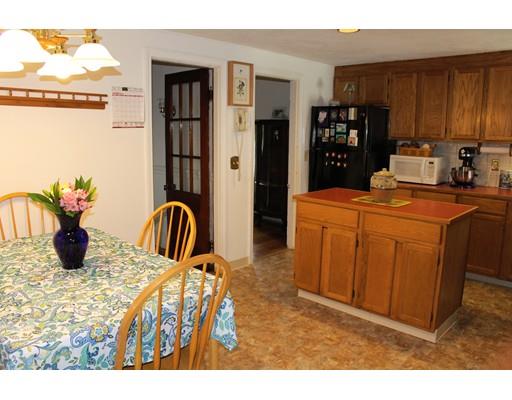 18 Spring St, Everett, MA 02149 photo 3
