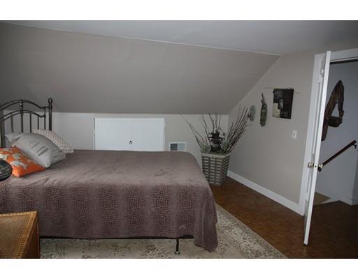 83 Saint Lawrence Ave, Springfield, MA 01104 photo 8
