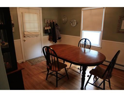 83 Saint Lawrence Ave, Springfield, MA 01104 photo 6