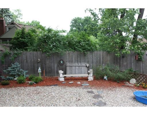 83 Saint Lawrence Ave, Springfield, MA 01104 photo 16