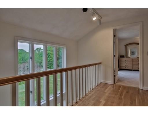 8 Lindberg Dr, Gloucester, MA 01930 photo 18