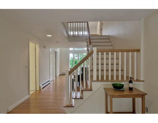 8 Lindberg Dr, Gloucester, MA 01930 photo 12