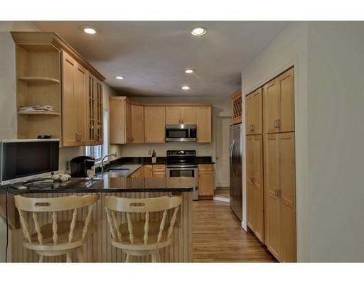 8 Lindberg Dr, Gloucester, MA 01930 photo 11