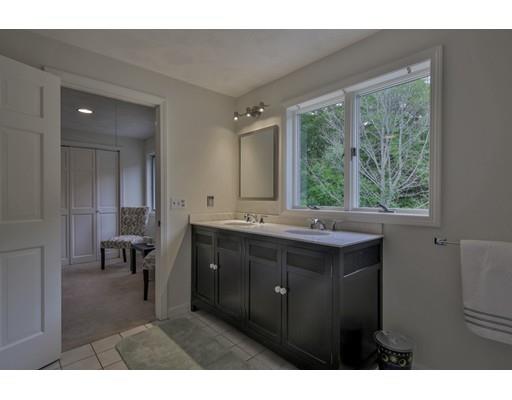 8 Lindberg Dr, Gloucester, MA 01930 photo 22
