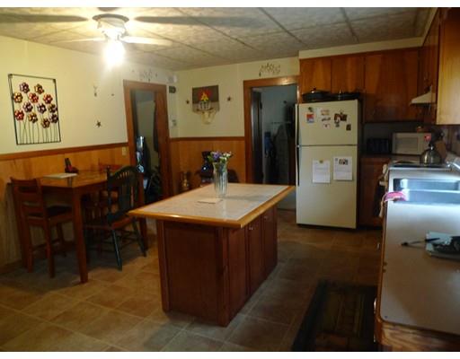 53 Beverly St, Chicopee, MA 01013 photo 11