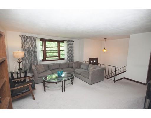 19 Burning Tree Rd, Natick, MA 01760 photo 3