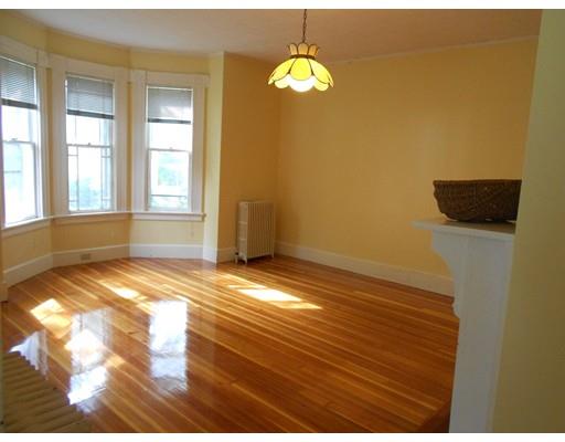 34 Glendale St, Easthampton, MA 01027 photo 3