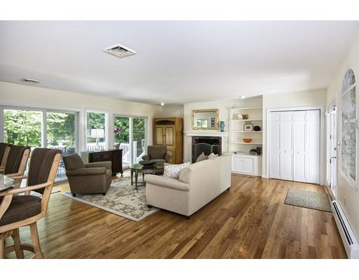 183 Gardner St, Hingham, MA 02043 photo 5