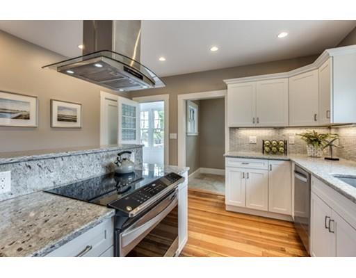 16 Sayward St, Gloucester, MA 01930 photo 11
