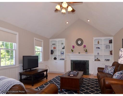 155 Spring St, Wrentham, MA 02093 photo 2