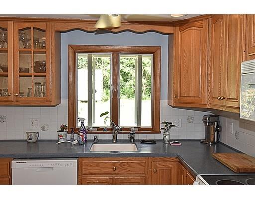 11 Wellesley Rd, Danvers, MA 01923 photo 11