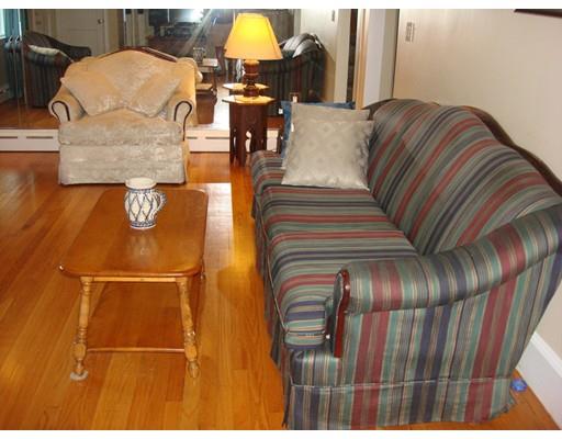 8 Rhinebeck Ave, Springfield, MA 01129 photo 8