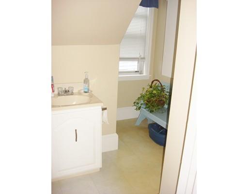 8 Rhinebeck Ave, Springfield, MA 01129 photo 21