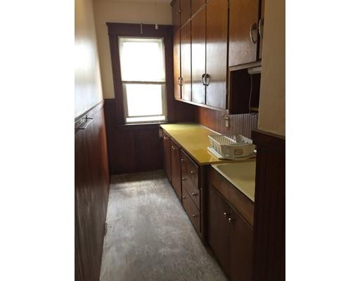 14 View St, Worcester, MA 01610 photo 4