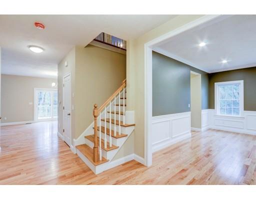 73 Farm St, Millis, MA 02054 photo 2