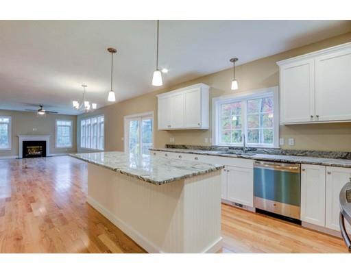 73 Farm St, Millis, MA 02054 photo 3