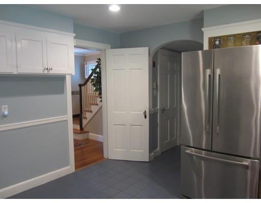 56 Beechmont St, Worcester, MA 01609 photo 11