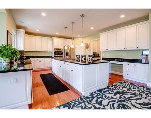 13 Robin Hill Rd, Danvers, MA 01923 photo 6