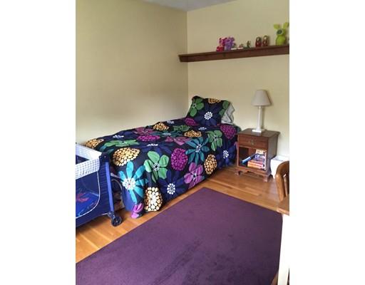28 Hemlock Dr, Canton, MA 02021 photo 9