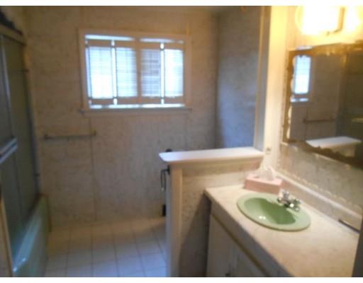 100 Cuff Ave, Springfield, MA 01104 photo 9