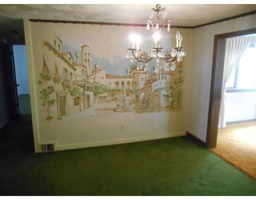 100 Cuff Ave, Springfield, MA 01104 photo 8